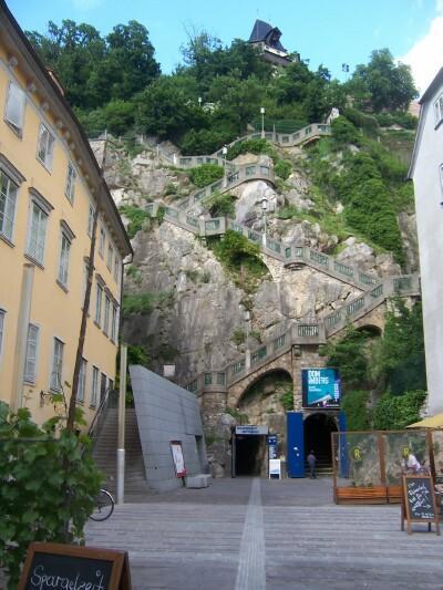 The way down to the old town ( Felsensteig ) from the top of the Schlossberg. There are 260 steps down which gets you to Karmeliterplatz Square